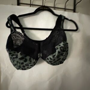 Woman’s bra